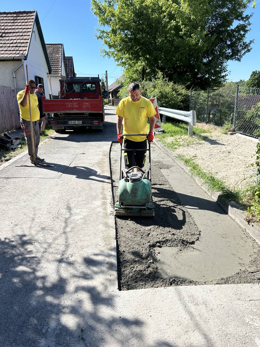 budajeno-aszfaltozas (3)