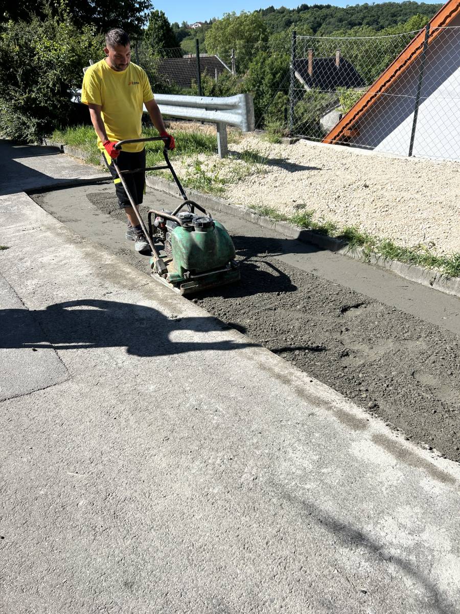 budajeno-aszfaltozas (5)