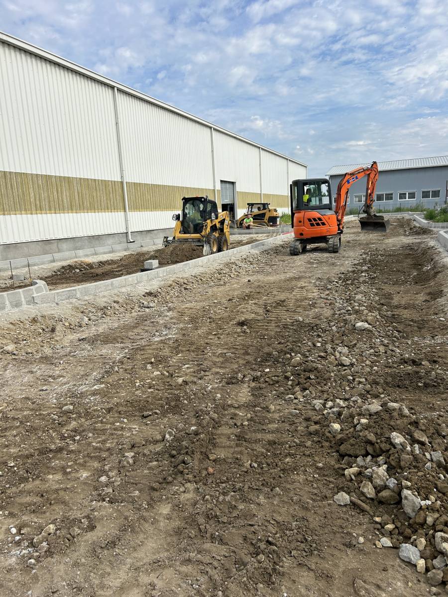 deni-aszfalt-gepi-foldmunka (2)