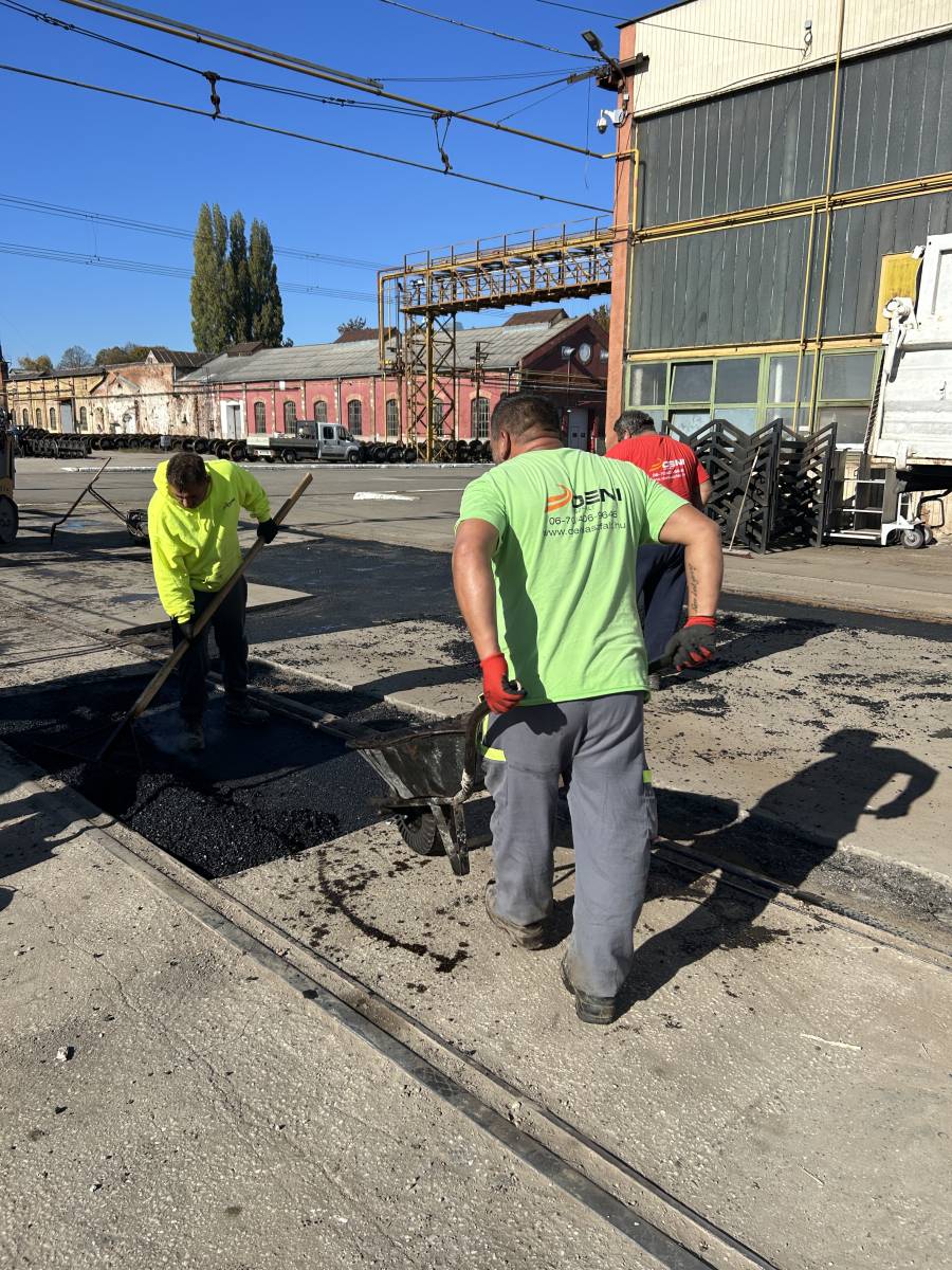 miskolc-aszfalt-munka (4)